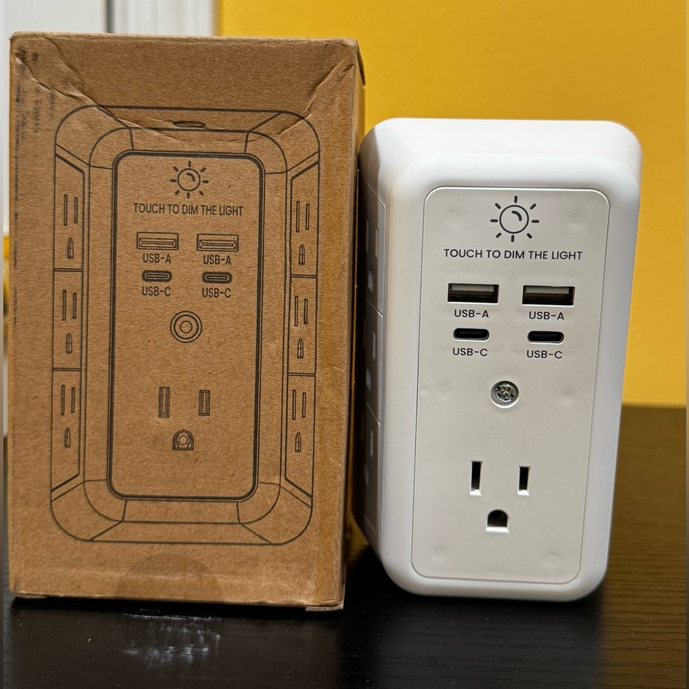 Nightlight & 7 Outlets For Charging Brand New In The Box Fast Shipping